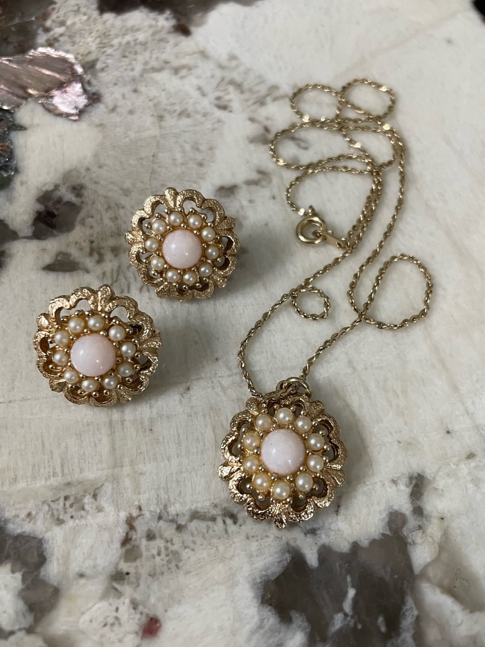 Sarah Coventry Floral Faux Pearl Gold-tone Necklace & Earring Set - Vintage